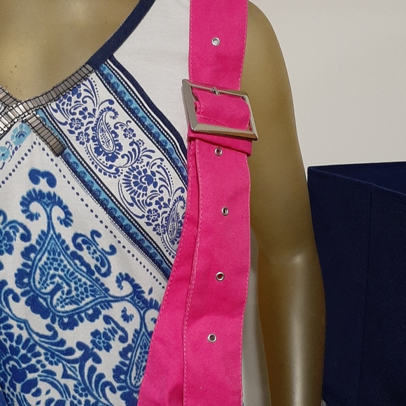 Buckle Sling Bag - NOT THE DRESS - Picture 2 of 8